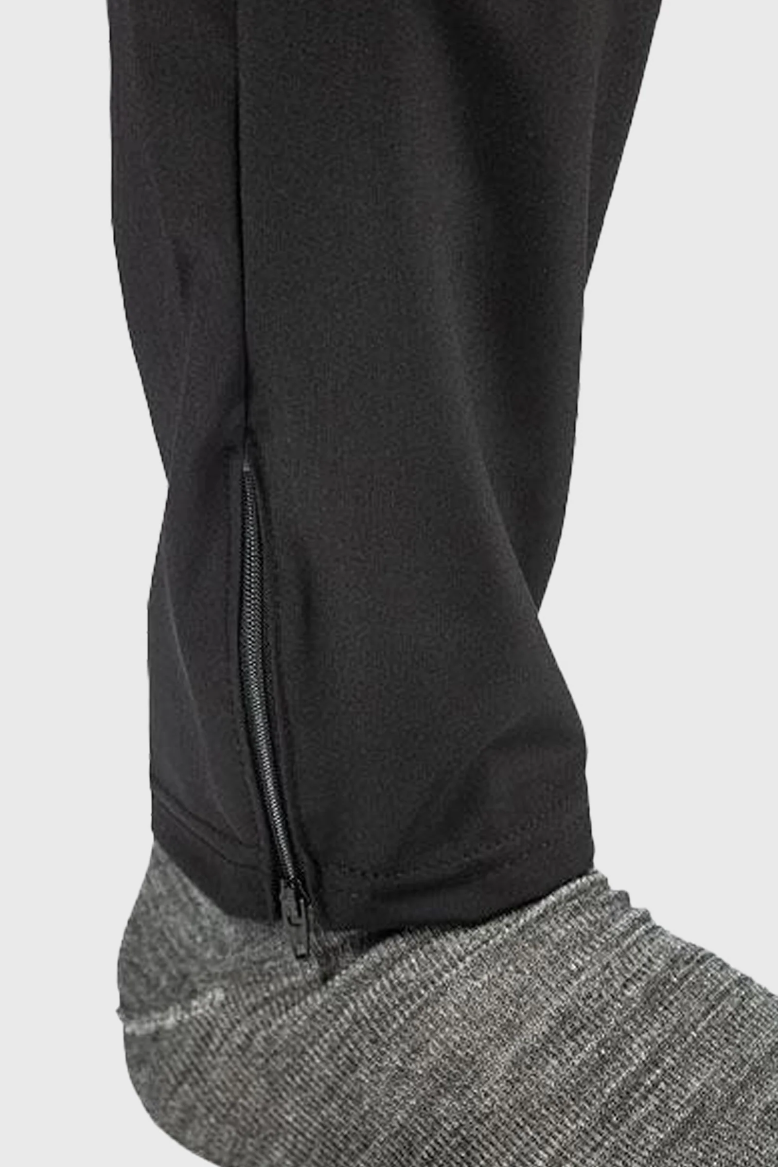 USA Woven Training Pant - Image 3